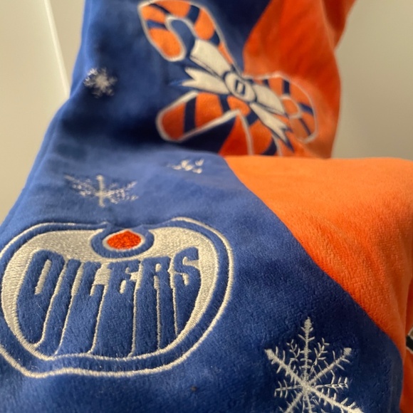 Edmonton oilers Christmas stocking - Picture 3 of 4